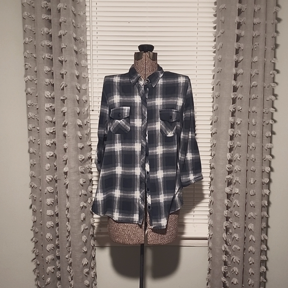 Blue ans white plain button up shirt